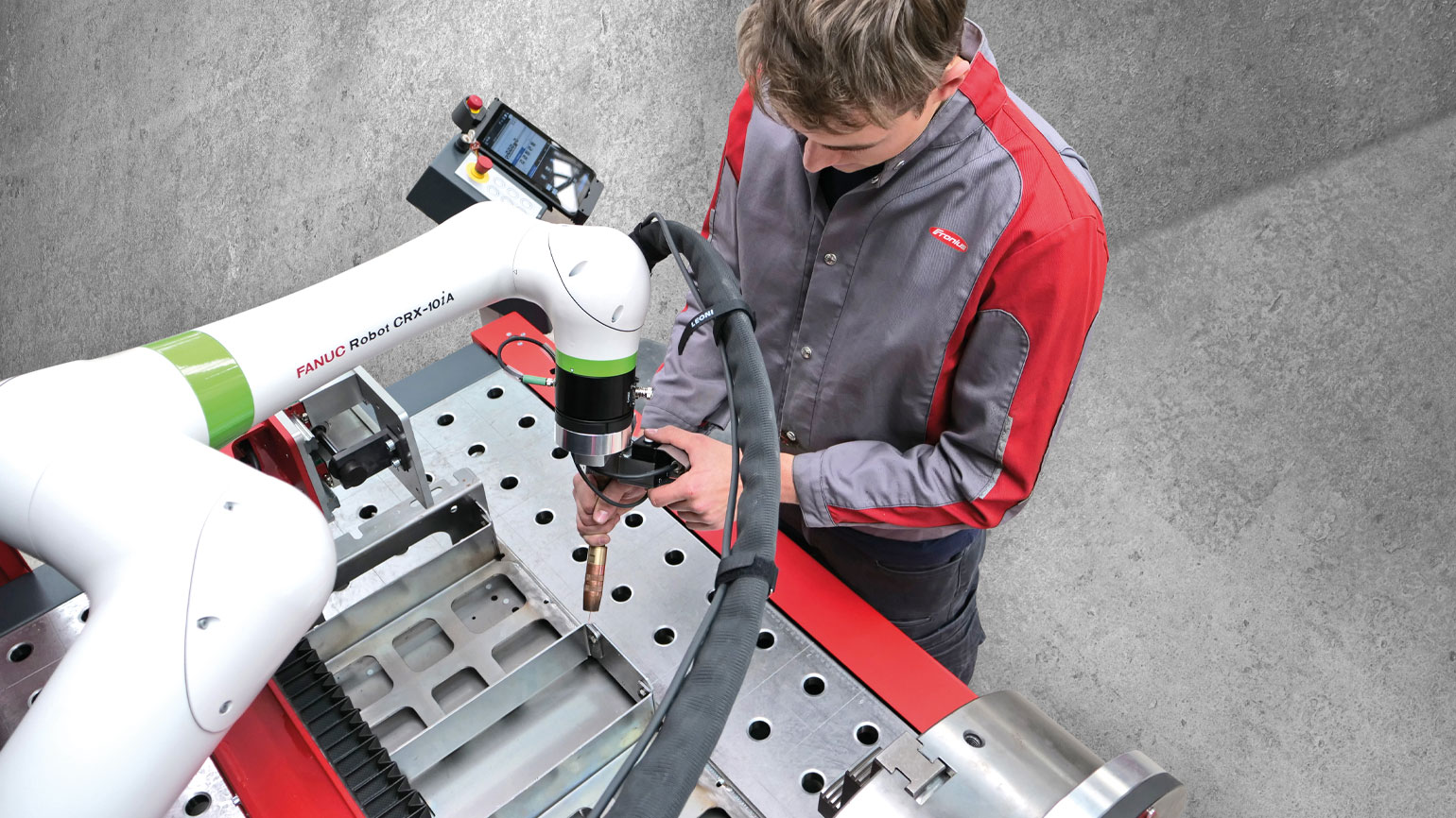 Fronius cobot system with Fanuc robot