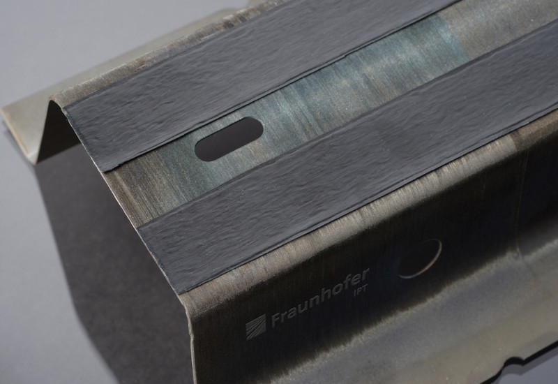 Hybrid component