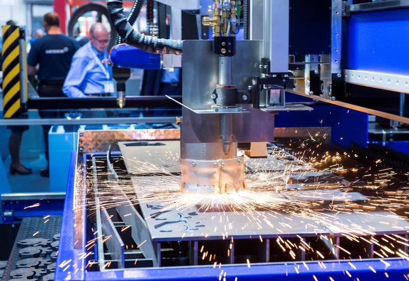 Messer plasma cutting