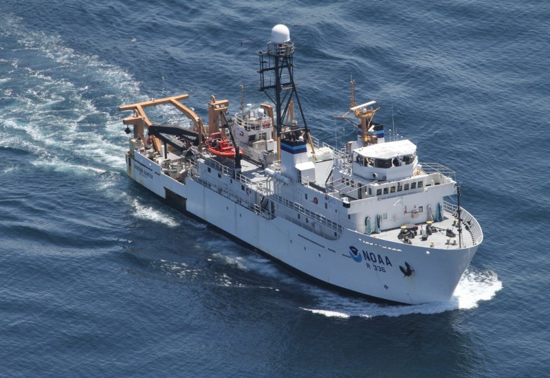 : NOAA Ship GORDON GUNTER aerial view of starboard side (image: NOAA/Unsplash.)